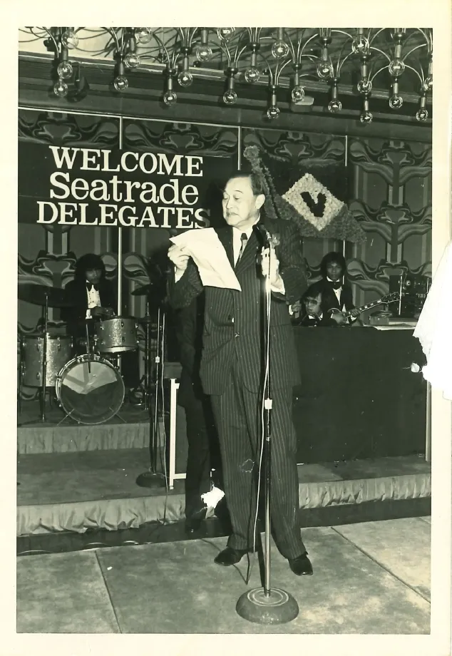 T. Y. Chao welcoming the Seatrade delegates